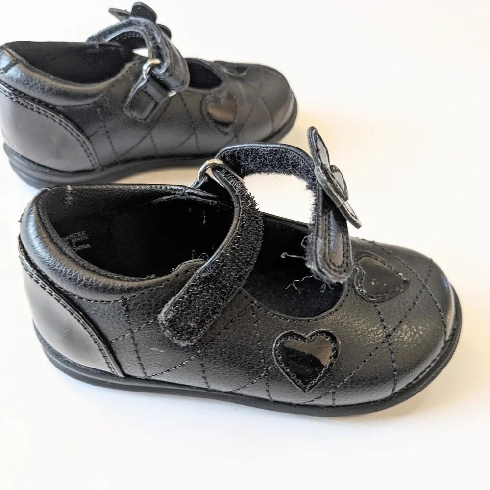 Baby Girls Stylish Black Dress Shoes with Shiny Heart and Bow Design
